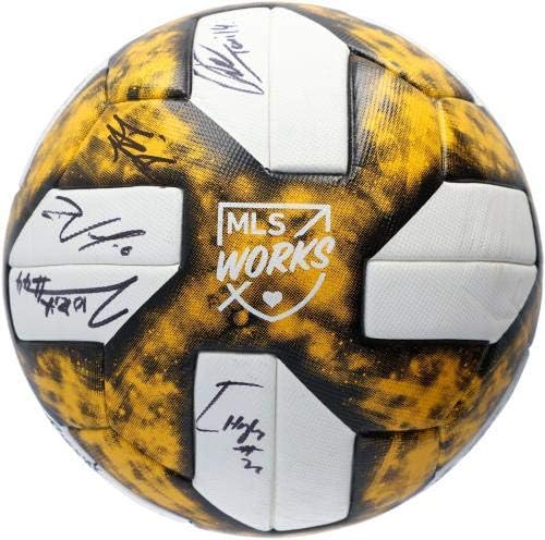 Portland Timbers Autographed Match-Употребяван футболна топкаKick Childhood Cancer от сезон MLS 2019 17 надписи - A58929