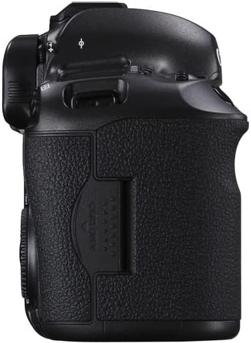 Canon EOS 5DS DSLR камера (само тялото) (0581C002) + Canon EF 50 mm обектив + 64 GB карта + Калъф + Комплект филтри +